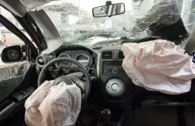 Interdictie pentru 1,7 milioane de masini cu airbaguri Takata. Franta impune reguli stricte