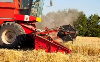 Franta ofera 145 milioane de euro fermierilor pentru ingrasaminte. Miza este recolta din 2027