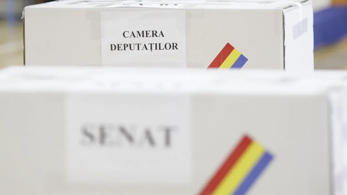 USR si AUR cer alegeri anticipate. PSD si PNL refuza dizolvarea Parlamentului