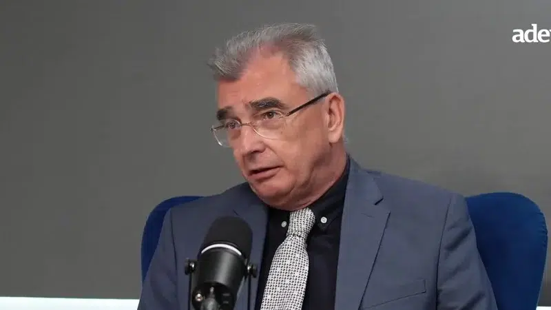 Liderul AUR cere alegeri anticipate. Petrisor Peiu refuza negocierile cu PSD si PNL