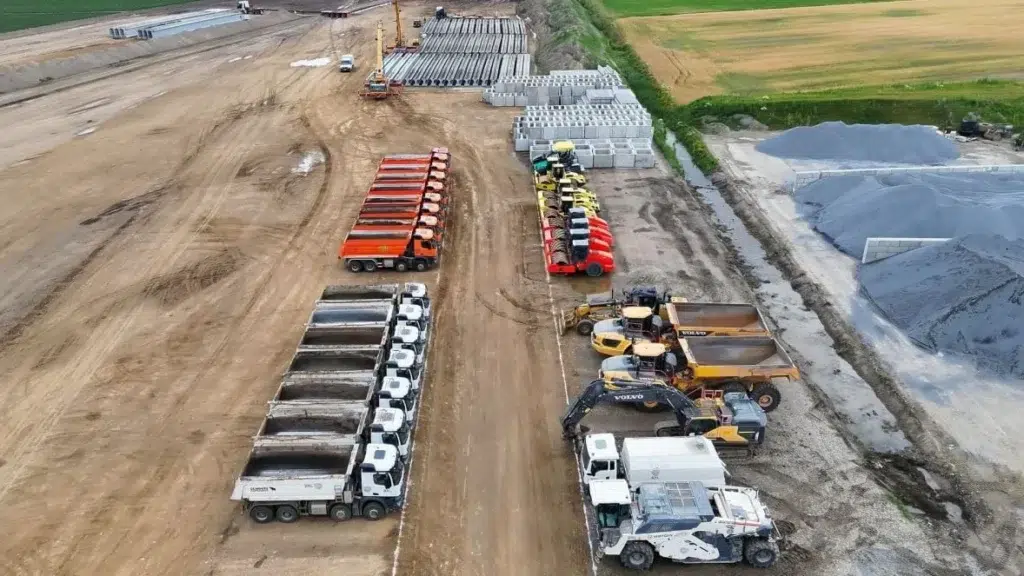 Licitatia pentru autostrada A8 este blocata. Strabag contesta contractul de un miliard de euro