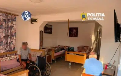 21 de pacienți evacuați din azilele din Bihor au ajuns la Sibiu fără acte. Un bărbat a murit
