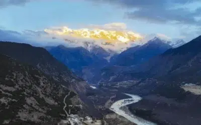 Baraj de 167 de miliarde de dolari pe o falie activa in Tibet. India pregateste o replica