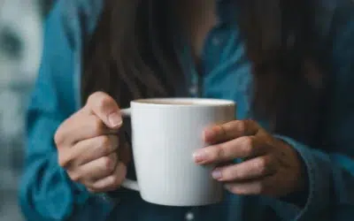 Consumul a 4 cesti de cafea pe zi reduce riscul de boli hepatice. Datele din 201 analize medicale