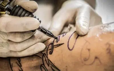 Cerneala din tatuaje ajunge in ganglionii limfatici. Riscurile pe termen lung explicate de medici