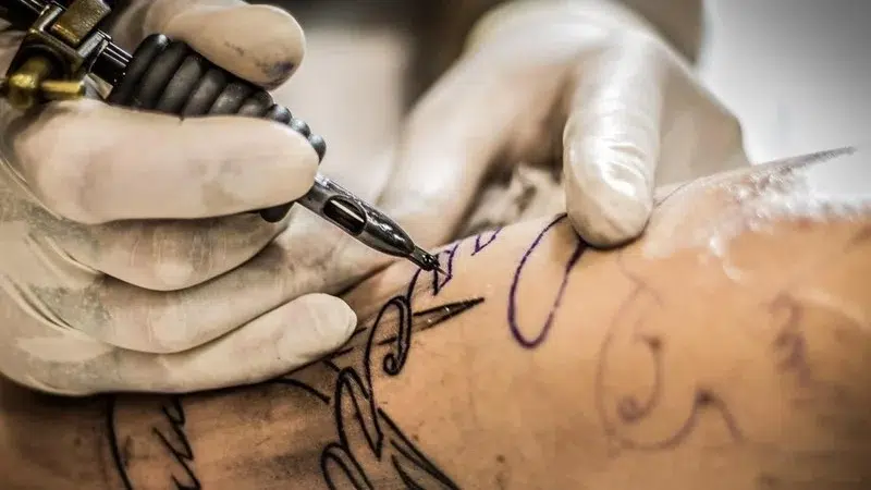 cerneala tatuaje