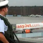 Combustibilul scump loveste companiile aeriene europene. easyJet va fi preluata de americani