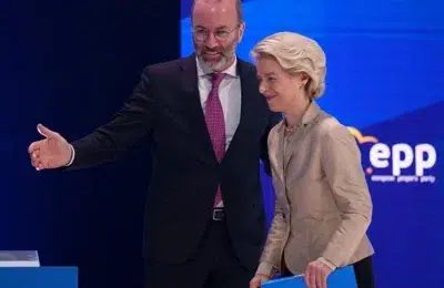 Uniunea Europeana risca un conflict comercial cu China. Manfred Weber anunta termenul limita
