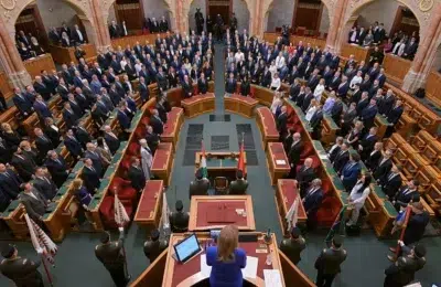 Parlamentul maghiar schimba constitutia pentru a demite presedintele. Votul este programat luni