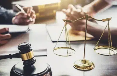 Investitorii europeni cer executarea silita a Romaniei in SUA. Datoria depaseste 52 de milioane