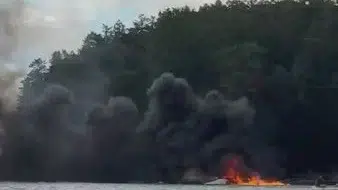Hidroavion cu 11 oameni la bord cuprins de flacari in Statele Unite. Toti pasagerii au scapat