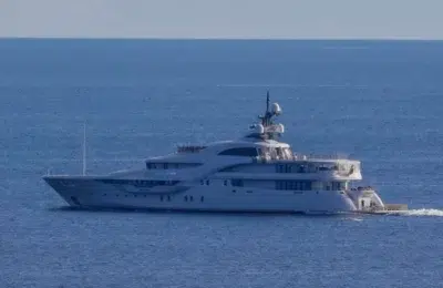 Iahtul Graceful asociat cu Vladimir Putin este mutat la o baza militara din Marea Barents