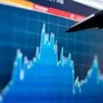 Inflatia scade spre 6 procente pana in decembrie. Romanii au pierdut 10 la suta din salariu