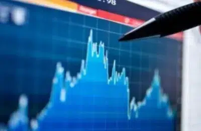 Inflatia scade spre 6 procente pana in decembrie. Romanii au pierdut 10 la suta din salariu