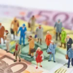 Un milion de oameni au devenit milionari in dolari anul trecut. Franta produce unul la 15 minute