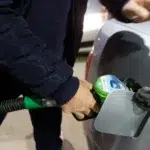 Petrolul kazah este oprit. Romania epuizeaza stocul comercial de motorina in 40 de zile