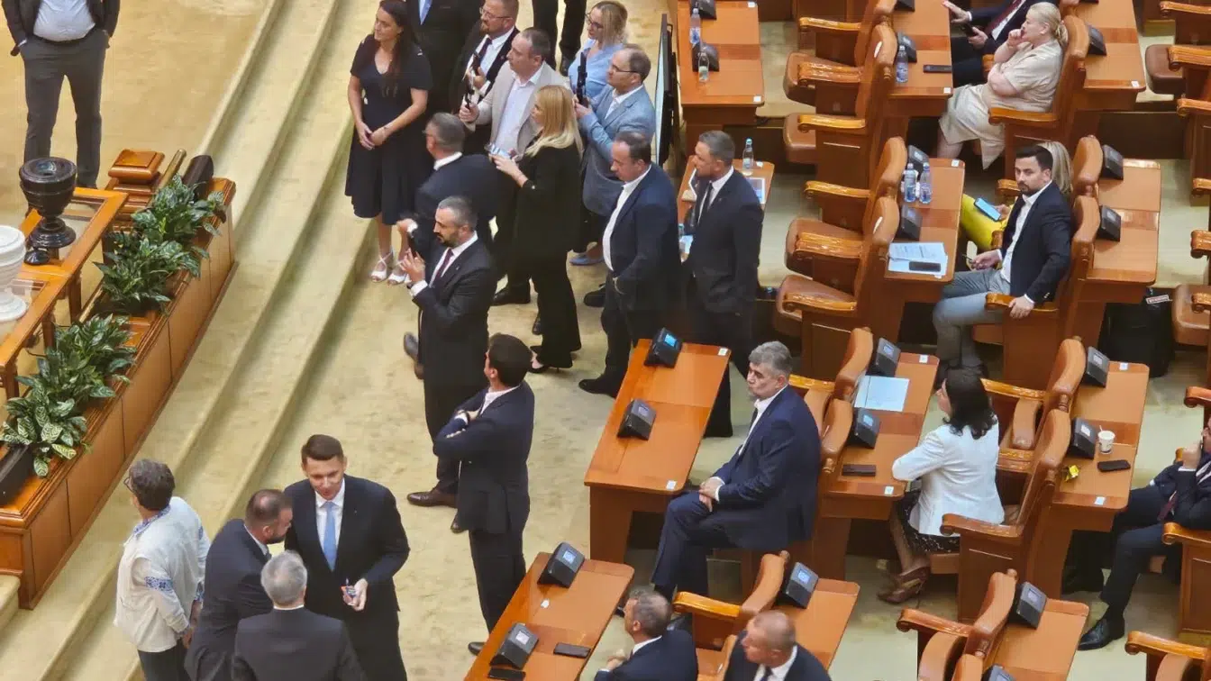 21 de parlamentari neafiliati inclina balanta pentru noul guvern. Ce spun despre anticipate
