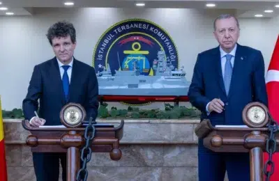 SPP pastreaza pistolul Gumusay primit de Nicusor Dan de la Erdogan. Ce prevede legea