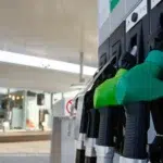 Motorina se scumpeste la 10 lei pe litru pana in septembrie. Analiza arata impactul crizei din Golf