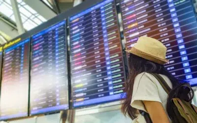 Parlamentul European schimba regulile de zbor. Bagajul de mana intra in pretul biletului