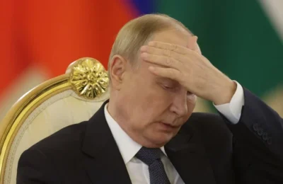 Ana Maria Albulescu anunta trei scenarii pentru Rusia. Dmitri Medvedev il poate inlocui pe Putin