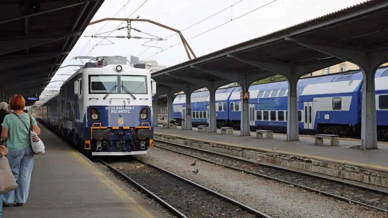 tren defect Dolhasca Lespezi
