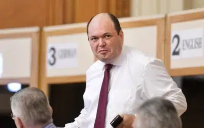 Consilierul premierului avertizeaza despre retrogradarea la junk. Fitch mentine ratingul BBB
