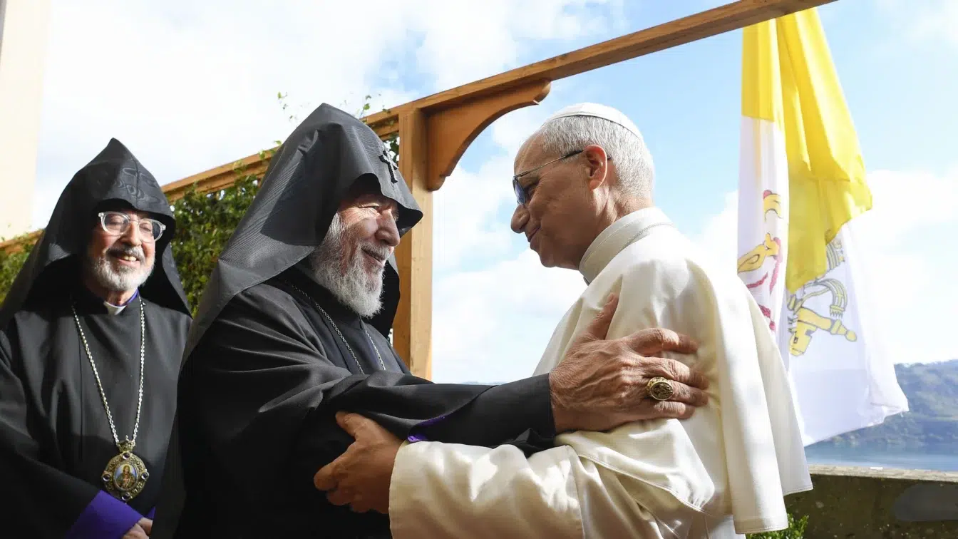 Patriarhul Armeniei risca doi ani de inchisoare. Procesul istoric incepe vineri