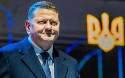 Valerii Zalujnîi anunta ca Ucraina nu intra in NATO. Fostul comandant cere aliante noi
