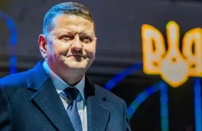 Valerii Zalujnîi anunta ca Ucraina nu intra in NATO. Fostul comandant cere aliante noi