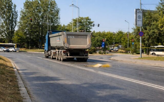 accident București, O femeie de 29 de ani a murit lovită de un camion în București