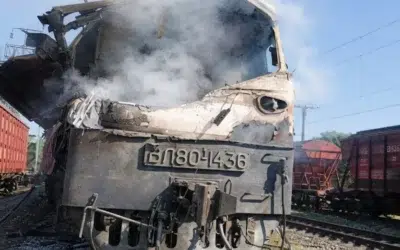 Drona ruseasca loveste un tren de pasageri in Odesa. Doi mecanici au murit pe loc