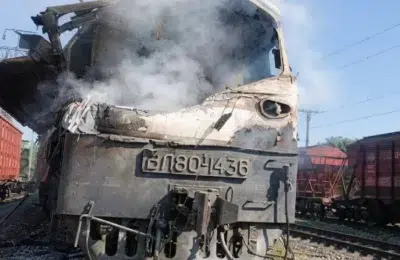 Drona ruseasca loveste un tren de pasageri in Odesa. Doi mecanici au murit pe loc
