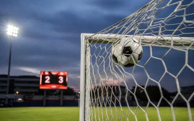 CFR Cluj Csikszereda, Csikszereda a condus prin dubla lui Eppel, dar a pierdut 2-3 cu CFR Cluj. Cum s-a rupt meciul în