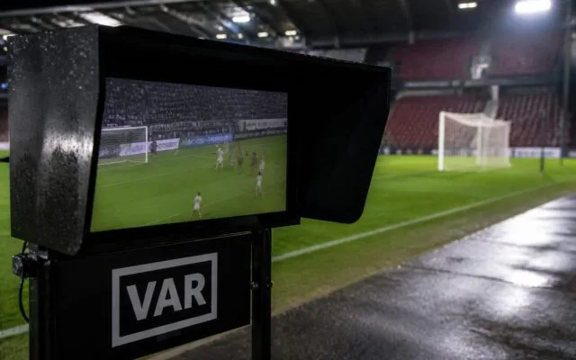 CFR Cluj FCSB, CFR Cluj a învins FCSB cu 1-0, la trei zile după intrarea în insolvență. Cum a decis VAR meciul și clasamentul