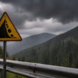 Cod galben, ANM a emis două noi coduri galbene, cu 37°C în vest și sud-vest. Ce zone intră sub furtuni și când lovește