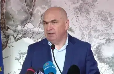 Premierul Bolojan inaugureaza o cresa de 30 milioane lei. Guvernul promite 100 de unitati noi