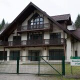 Diana Buzoianu Romsilva, Romsilva riscă un proces dacă sediul de 2,7 milioane de lei ajunge cabană de vânătoare pentru