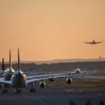 Dronă cu posibil exploziv a blocat traficul aerian la Leipzig. Avion cargo avariat după un impact