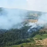 Pompierii au stins incendiul de 47 de hectare din Valea Bolvașnița. Focarele continuă la Lindenfeld