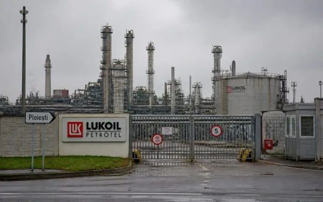 insolvență Petrotel, Petrotel Lukoil intră în insolvență, iar 21% din producția de carburanți rămâne blocată. Ce înseamnă