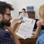 Tanara respinsa la interviu de teama concediului de maternitate. Zeci de angajati reclama abuzuri
