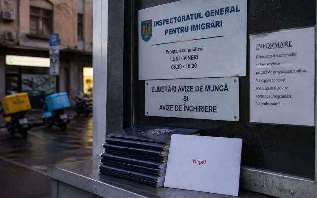 muncitori nepalezi România, România a atras 24.767 de muncitori nepalezi, iar inundațiile din Nepal lovesc familiile care
