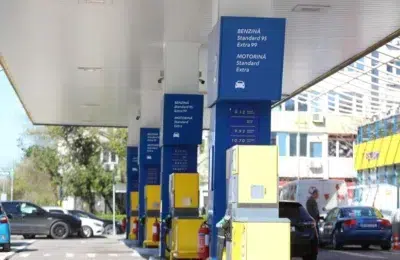 Pretul motorinei scade la 10 lei. Seful AEI explica iluzia reducerilor de la pompa