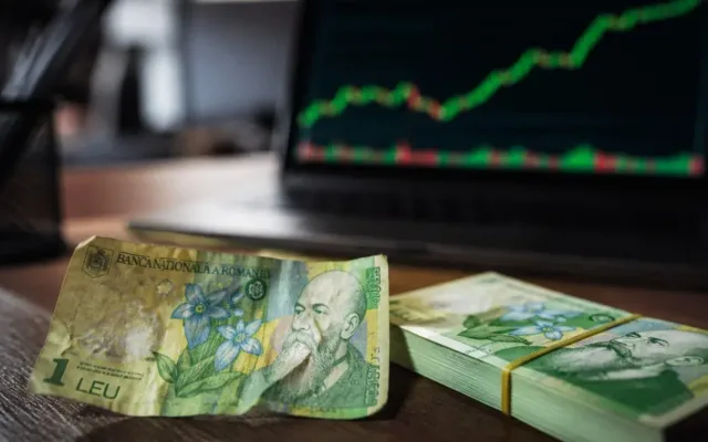 salariu mediu net angajati