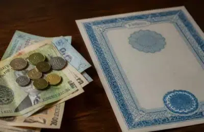 Statul vinde noi titluri de stat Tezaur. Dobanda maxima ajunge la 7,15 procente pe an