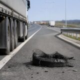 accidentul de pe DEx12 din Olt, Trei morți și doi răniți după un accident pe DEx12, în Olt. Cum a ajuns un TIR oprit parțial