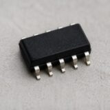 Chip electronic pentru trackere online