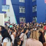 anul școlar 2026-2027, Anul școlar începe pe 7 septembrie fără manuale de clasa a IX-a. Bursele rămân la 300 de lei, dar