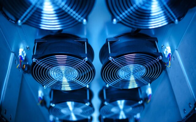 Ventilatoare în centre de date